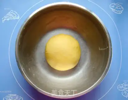 Make Sweet chicken bread step 7