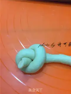Make A little flower, a soybread step 10