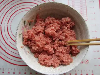 Make Homemade pork step 1