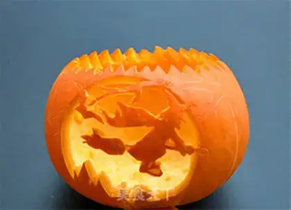 Make Halloween pumpkin lantern carved step 4