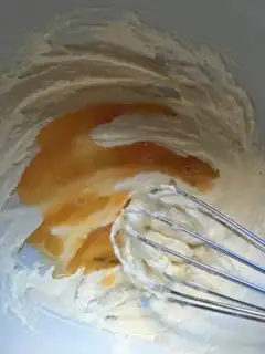 Make Flamingo biscuit step 2