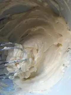 Make Flamingo biscuit step 3