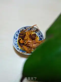 Make The ginseng chicken-legged weed soup step 9