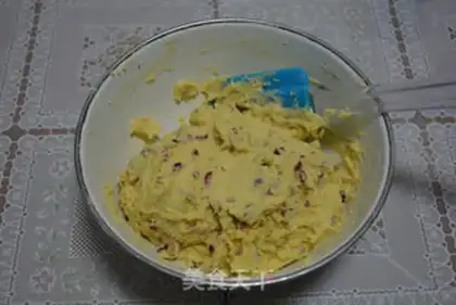 Make Cranberry cookies step 6