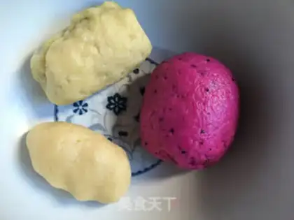 Make Flamingo biscuit step 8