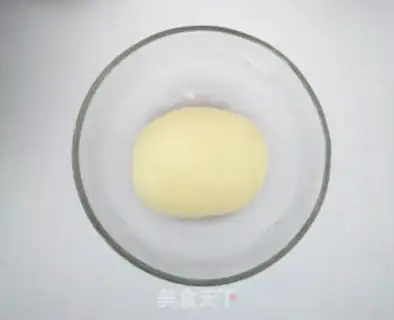 Make Lazy cat coconut bread step 5