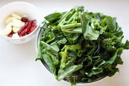Make Garlic mustard blue step 1