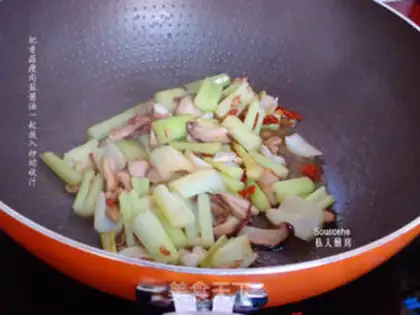 Make The Celery Lily step 6