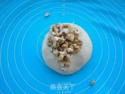 Make walnut bread step 4