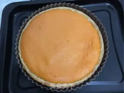Make Halloween pumpkin pie step 9