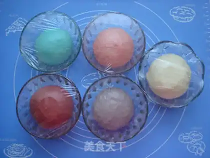 Make Five-colour balloon bread step 6