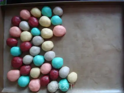Make Five-colour balloon bread step 13