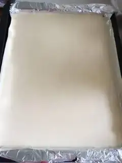 Make A walnut cake roll step 4
