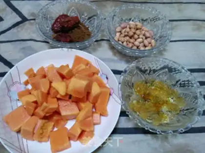 Make Pumpkin gel peanut rice soup step 0