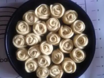 Make Honey milk and rose bouquet step 9