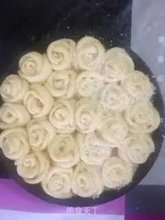 Make Honey milk and rose bouquet step 10