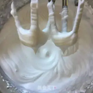 Make Chestnut cake roll step 15