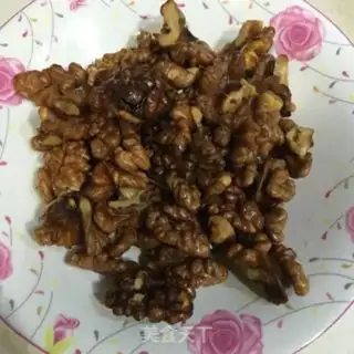 Make Amber walnuts step 2