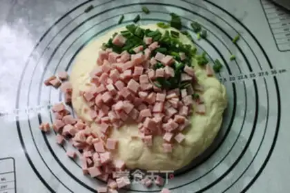Make The soup is for onion ham bread step 17