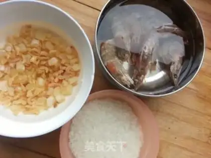 Make Seafood congee step 0