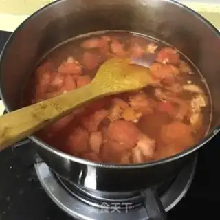 Make Non-oil tomato egg noodles step 7