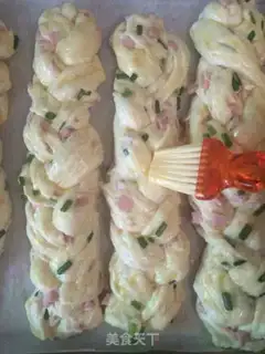Make The soup is for onion ham bread step 25