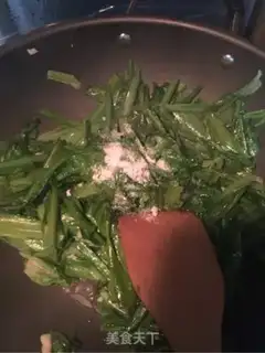 Make Garlic oatmeal step 3