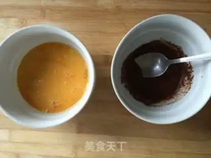 Make Chocolate egg rolls step 1