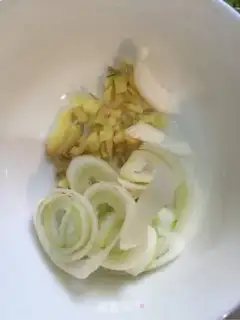 Make Special yellow noodles step 3