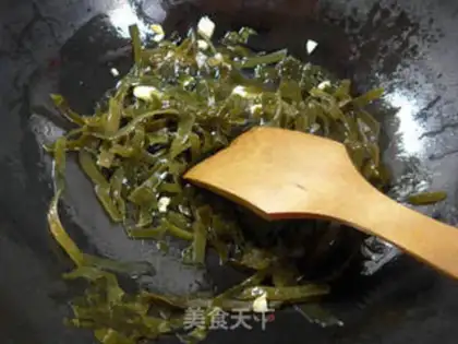 Make Garlic seaweed step 3