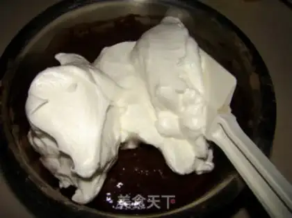 Make Black forest naked cake step 5