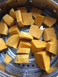 Make Pumpkin bag step 0