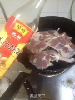 Make Red duck-legged rice step 1