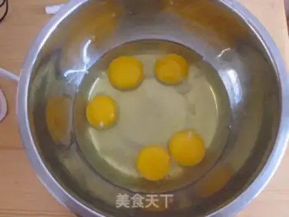Make SpongeBob cake step 1