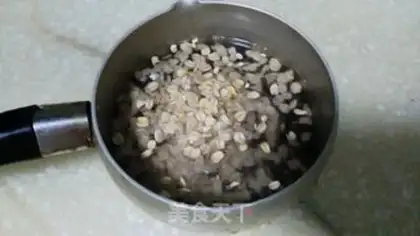 Make Black rice oatmeal step 2