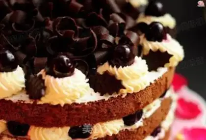 Make Black forest naked cake step 18