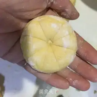 Make Pumpkin bag step 11