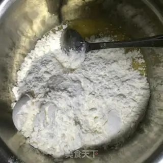 Make Banana tooth grinder step 2