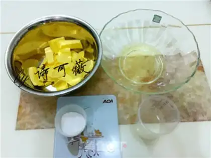 Make A flower birthday cake step 5