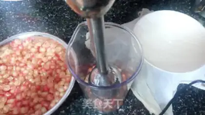 Make The red pomegranate step 1
