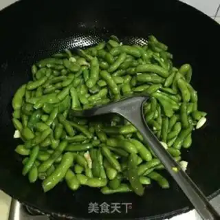 Make Garlic beans step 3