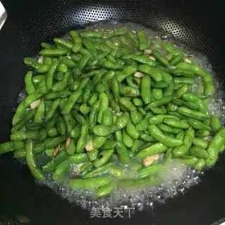 Make Garlic beans step 4