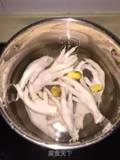 Make Puff chicken feet step 0