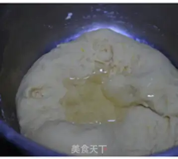 Make Pumpkin buns step 4