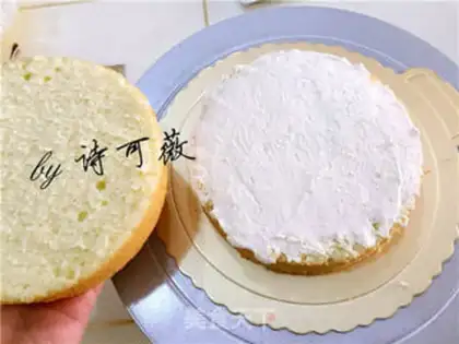 Make A flower birthday cake step 15