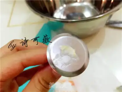 Make A flower birthday cake step 20