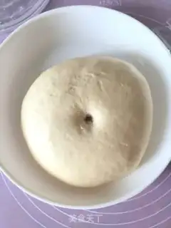 Make Peacock rolls bread step 7