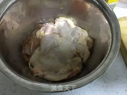 Make Cheese mushroom chicken roll step 1