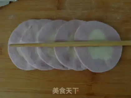Make Rose buns step 8