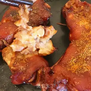 Make Roasted pig hoof step 10